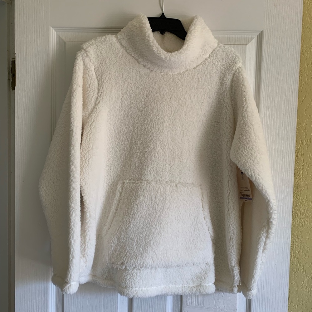 St. John’s Bay White Sherpa Pullover
